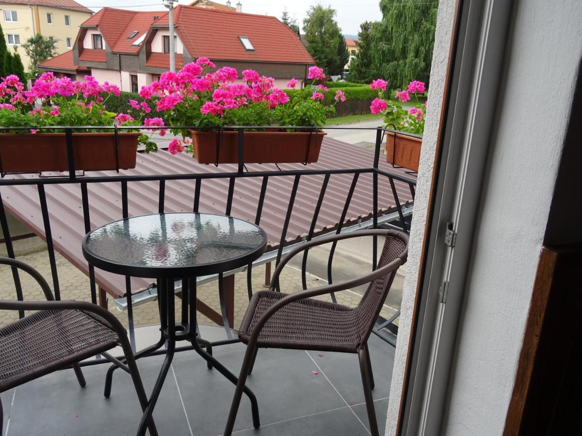 Villa Rekreacny Dom Tyrkys Poprad Exterior foto